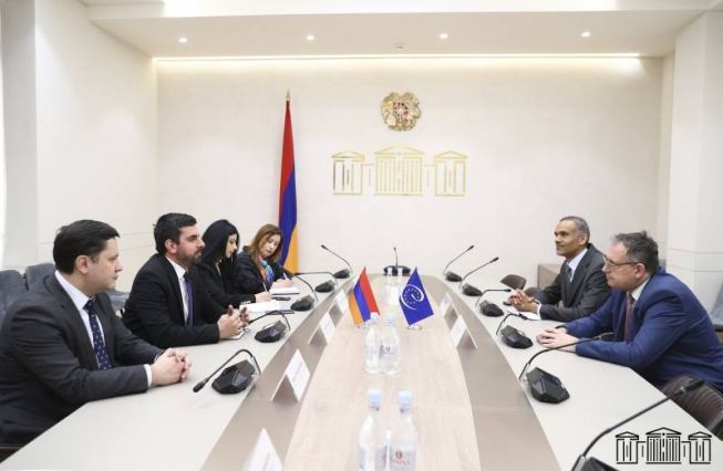 Sargis Khandanyan meets Director of Political Affairs and External Relations in CoE Miroslav Papa