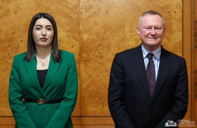 ՆԳ նախարարը և ԵԽ Մարդու իրավունքների հանձնակատարը քննարկել են տեղահանված անձանց ինտեգրման և ընտանեկան բռնության կանխարգելման վերաբերյալ հարցեր